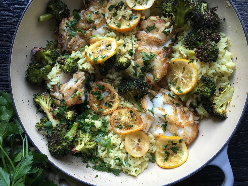 Arroz com bacalhau e brócolis