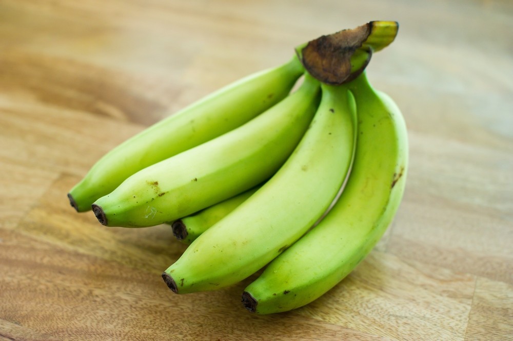 Banana verde é boa para depressão, ansiedade e diabetes: veja os 21 benefícios da fruta