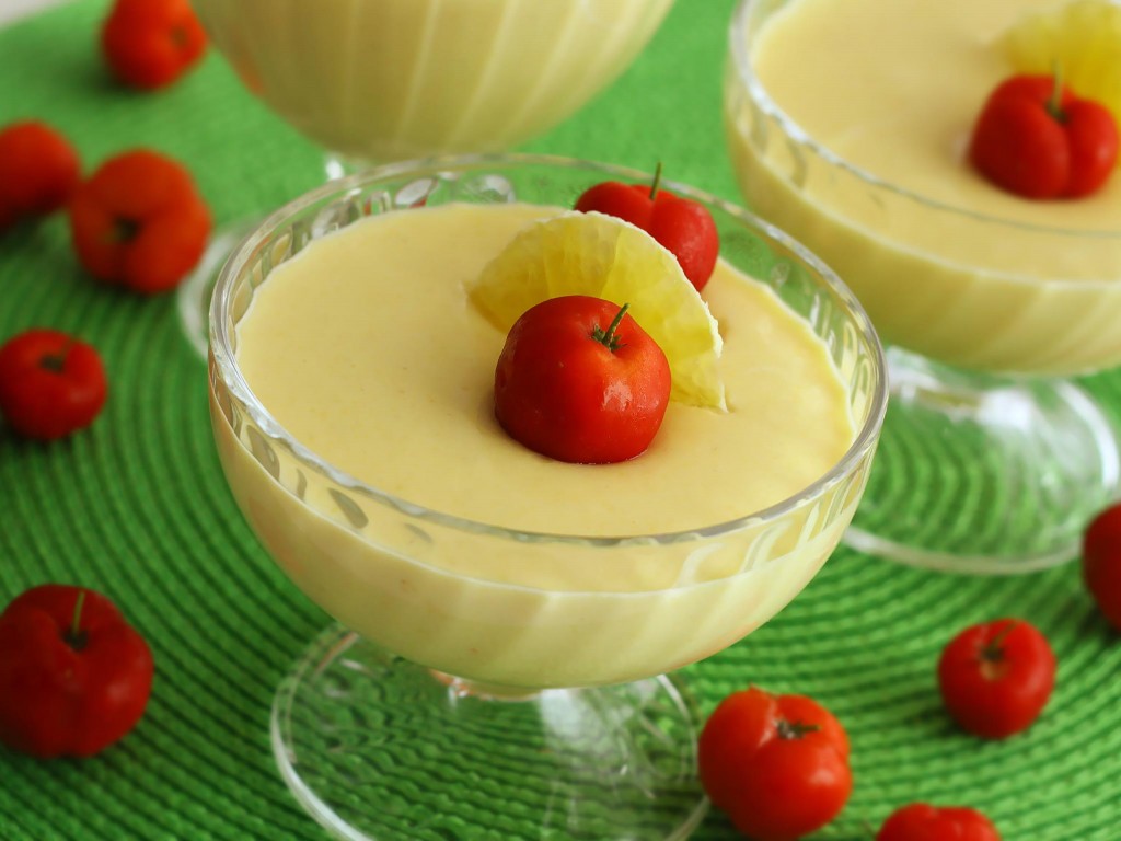 como fazer mousse de acerola