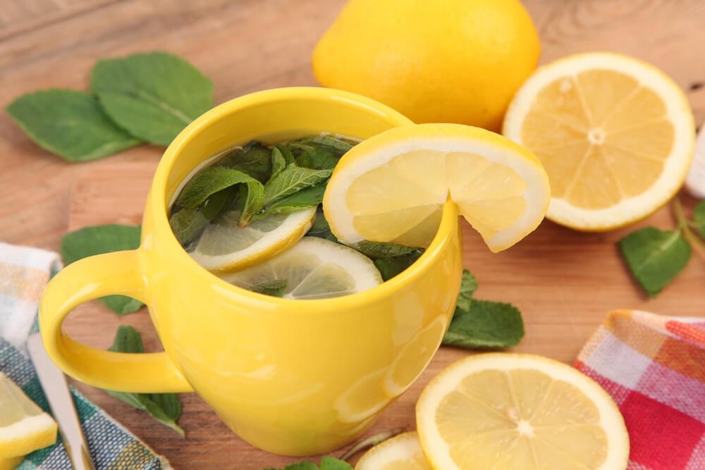 Efeitos Colaterais do Chá de Limão