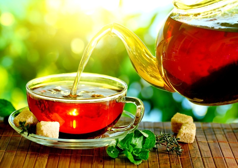 Chá de Amora Para Aliviar a Menopausa