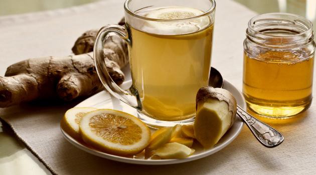 Chá de gengibre com mel para dor de garganta (receitas e dicas) 