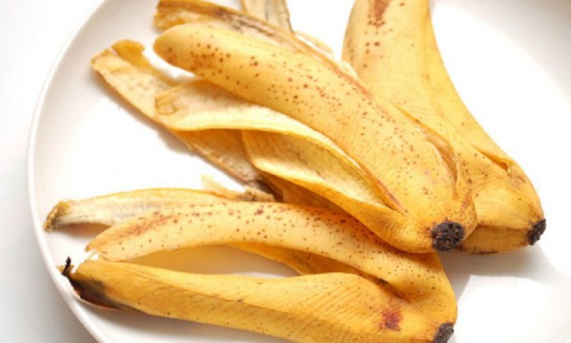 Casca de Banana Para Tratar a Acne