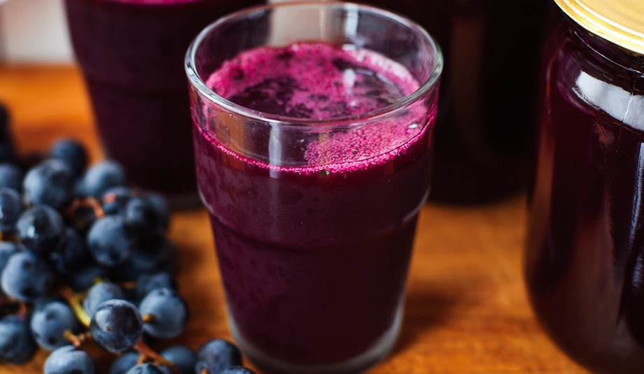 Suco de beterraba com sementes de abóbora para tratar a anemia (e como fazer)