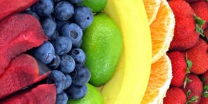 Os Benefícios das Frutas de Acordo com sua Cor
