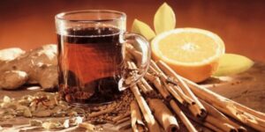 Suco Detox de Gengibre e Canela