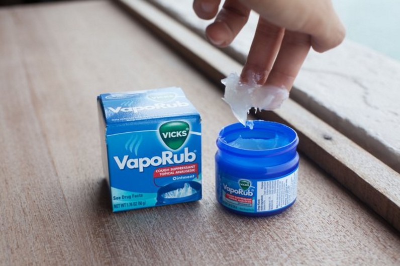 Vicks VapoRub