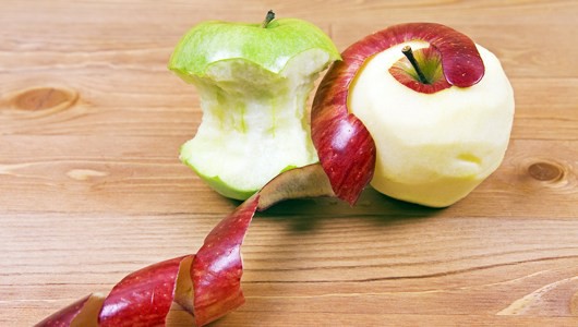 Casca da maçã para que serve? é boa para digestão, diarreia e solta o intestino