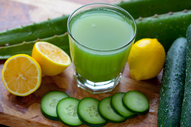 Suco de limão com pepino para acelerar o metabolismo (receitas e dicas)