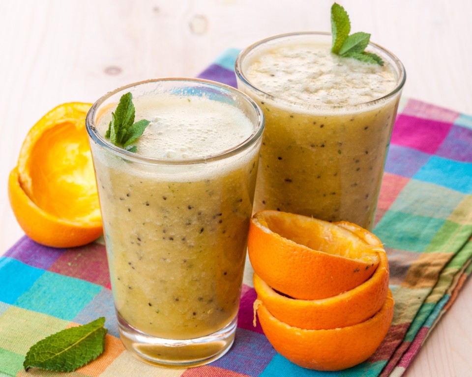 Suco de laranja com kiwi e espinafre para aliviar o cansaço: como fazer, usar e receitas