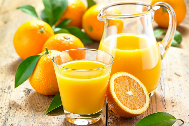 Suco de laranja com linhaça para tratar tumores (receitas e dicas)