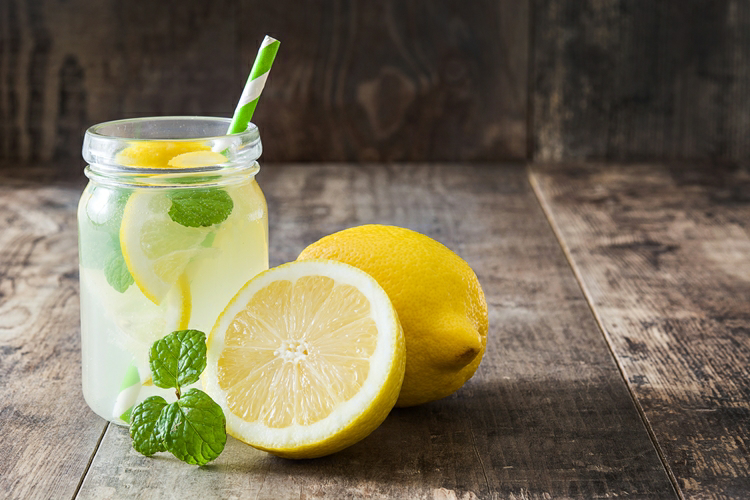 Suco de limão com gengibre para tratar a gripe: como fazer, usar, receitas e dicas