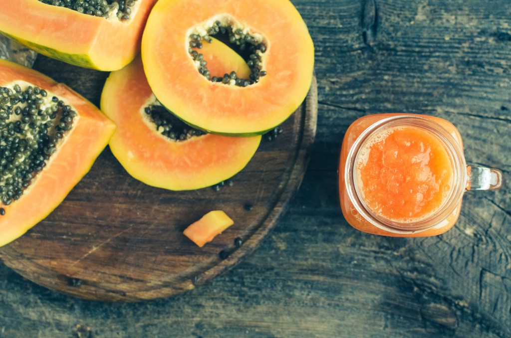 Suco de mamão com laranja para regular o intestino: como fazer, usar e receitas