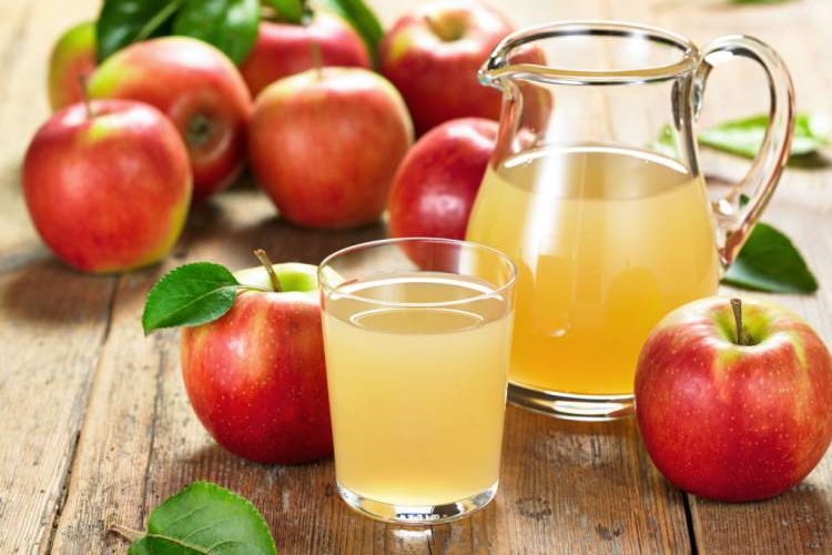 Suco de maçã com morango para melhorar a digestão: como fazer, usar e receitas
