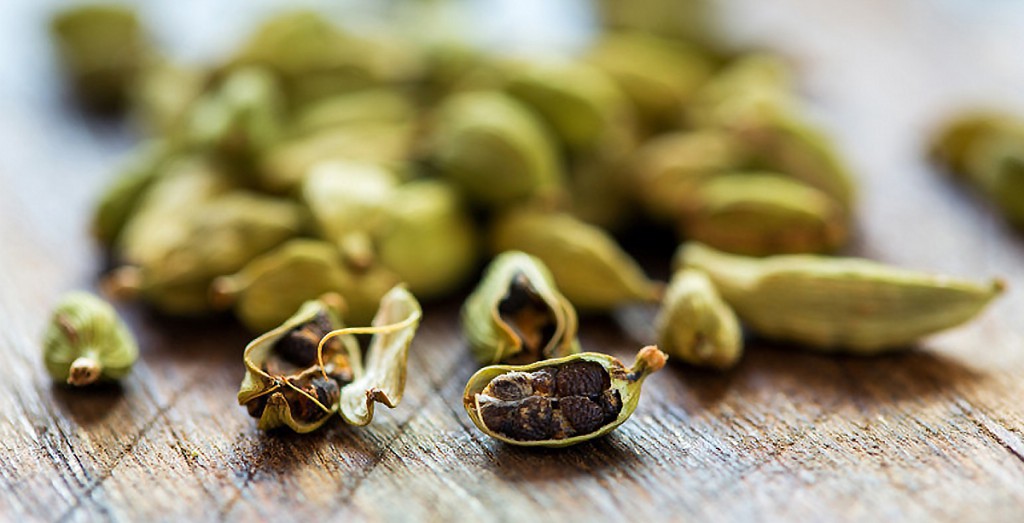 beneficios do Cardamomo