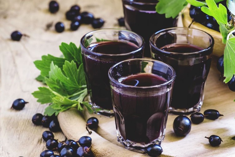 benefícios do suco de jabuticaba