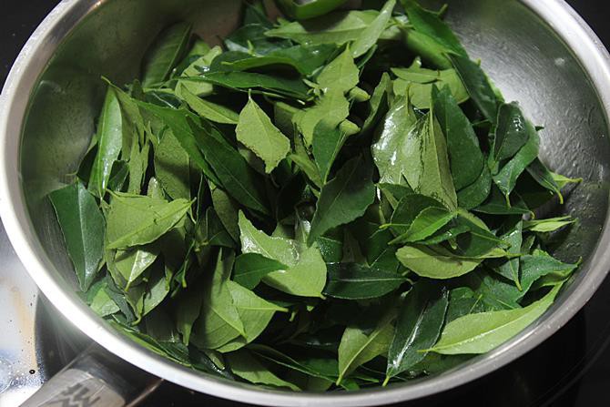 Benefícios da folha de curry