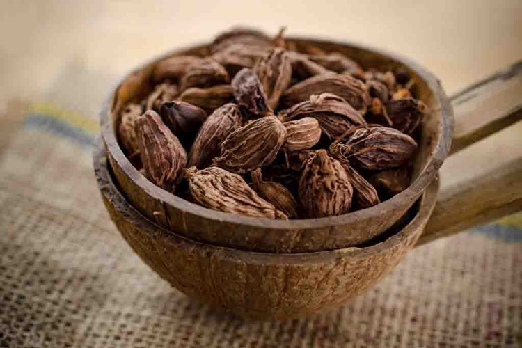 cardamomo beneficios