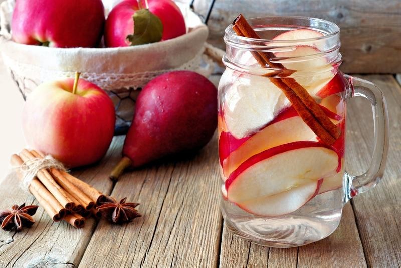 Como fazer agua de maca