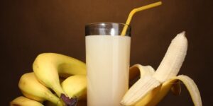 beneficio do suco de banana