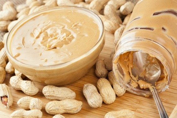 benefícios da pasta de amendoim