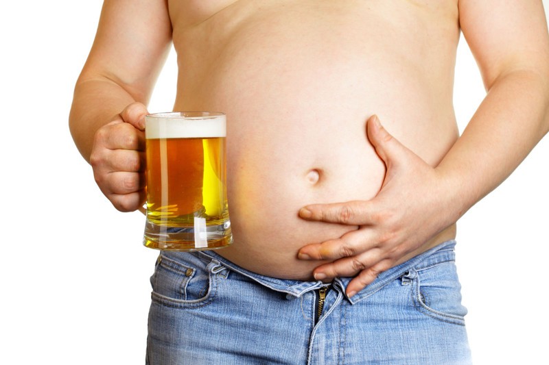 o consumo de álcool pode afetar a sua saúde e peso