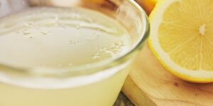 efeitos colaterais do limão em jejum