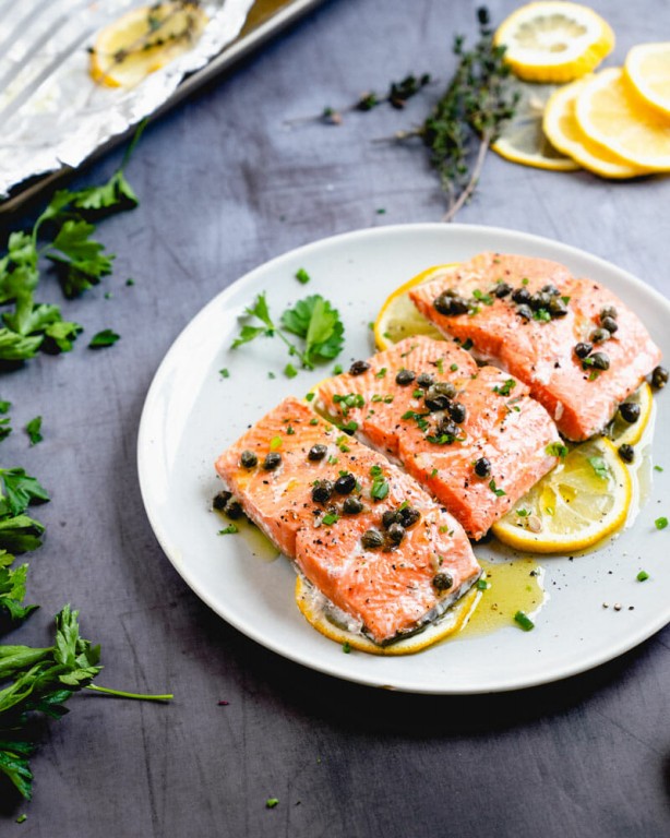 Salmão com Limão, Alcaparras e Orégano