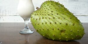 beneficios do suco de graviola