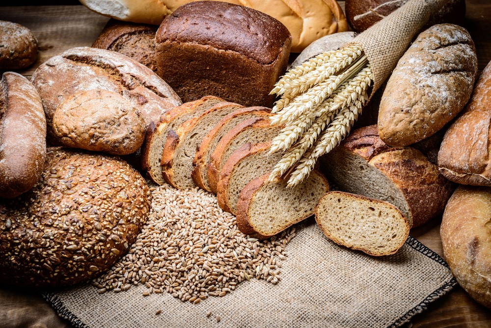 alimentos integrais saudáveis incluindo opçoes sem gluten