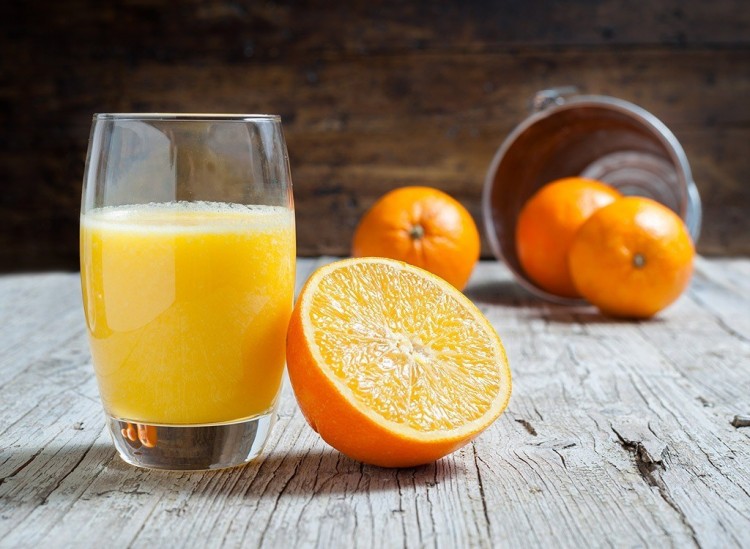 evitar suco de laranja