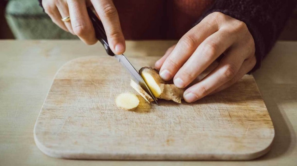 gengibre pode tratar náuseas e vômitos