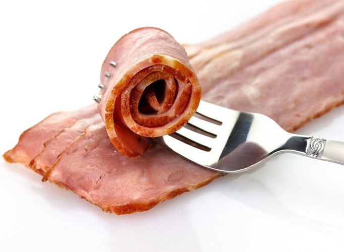 homens acima dos 40 devem evitar bacon de peru