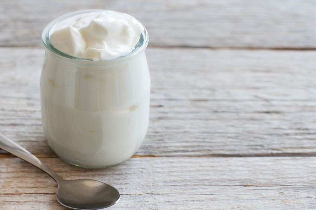 iogurte grego e um alimento com baixa caloria para perder peso