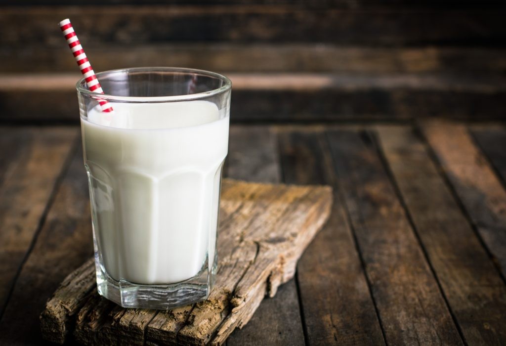 leite desnatado para ajudar aliviar o refluxo
