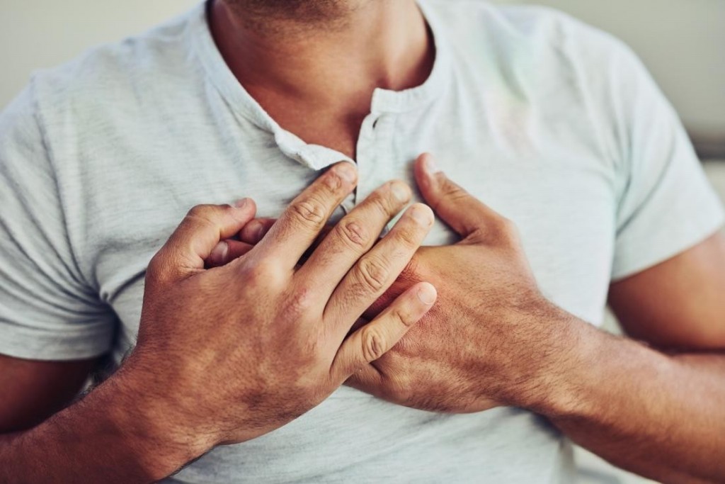 palpitacoes cardiacas são sintomas de um ataque de vesícula biliar
