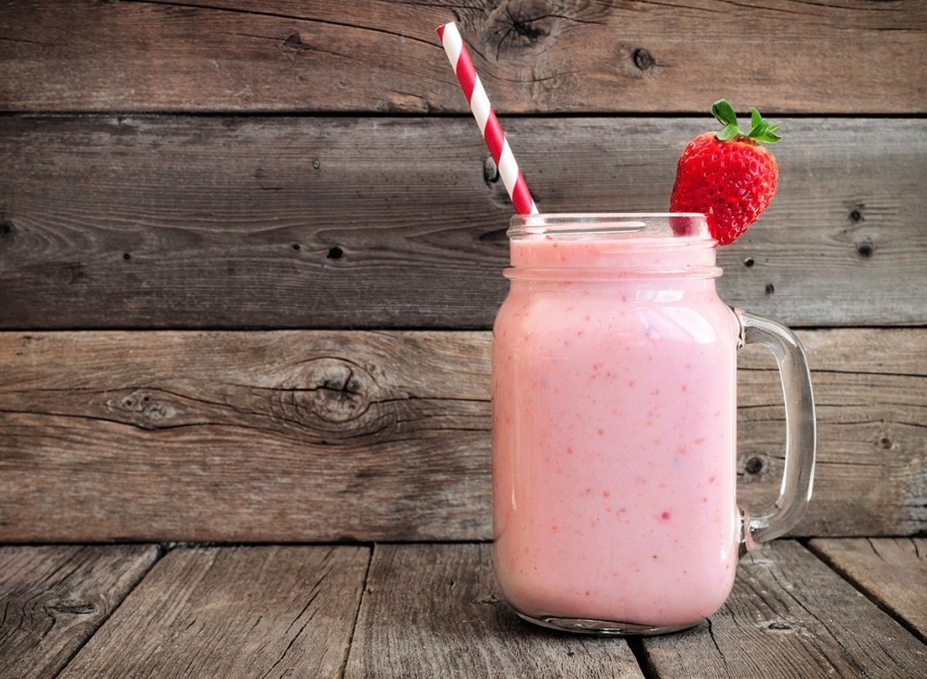 smoothie de frutas vermelhas