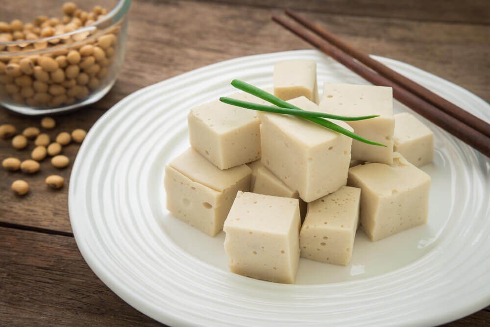 tofu e rico em proteinas e baixo teor de gordura