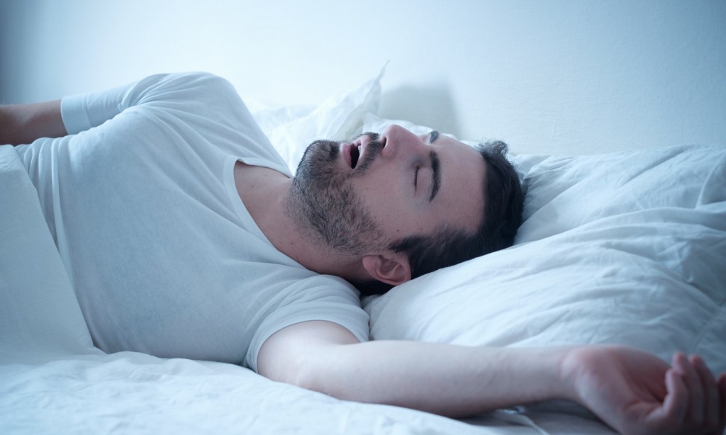 verifique seus habitos de respiracao durante a noite para evitar dores no pescoco ao dormir