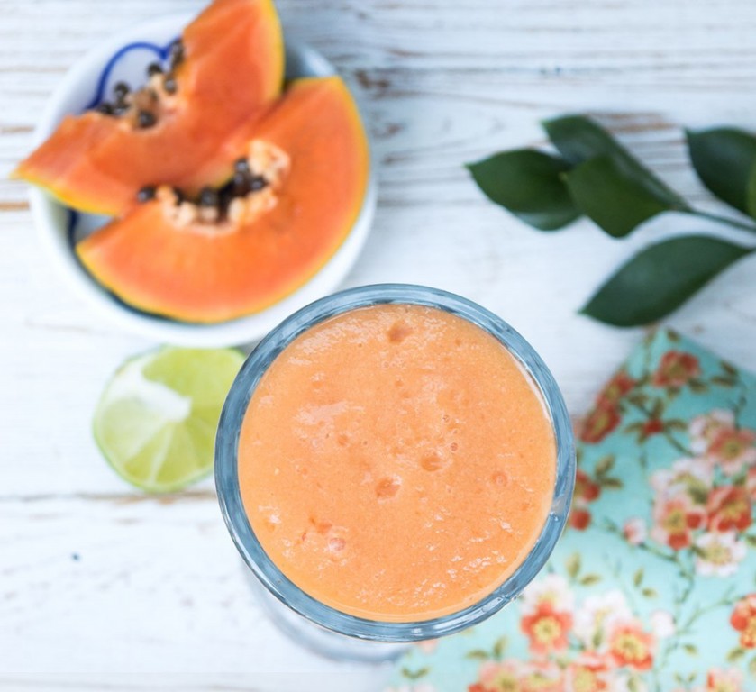 batido de mamão e linhaça com canela