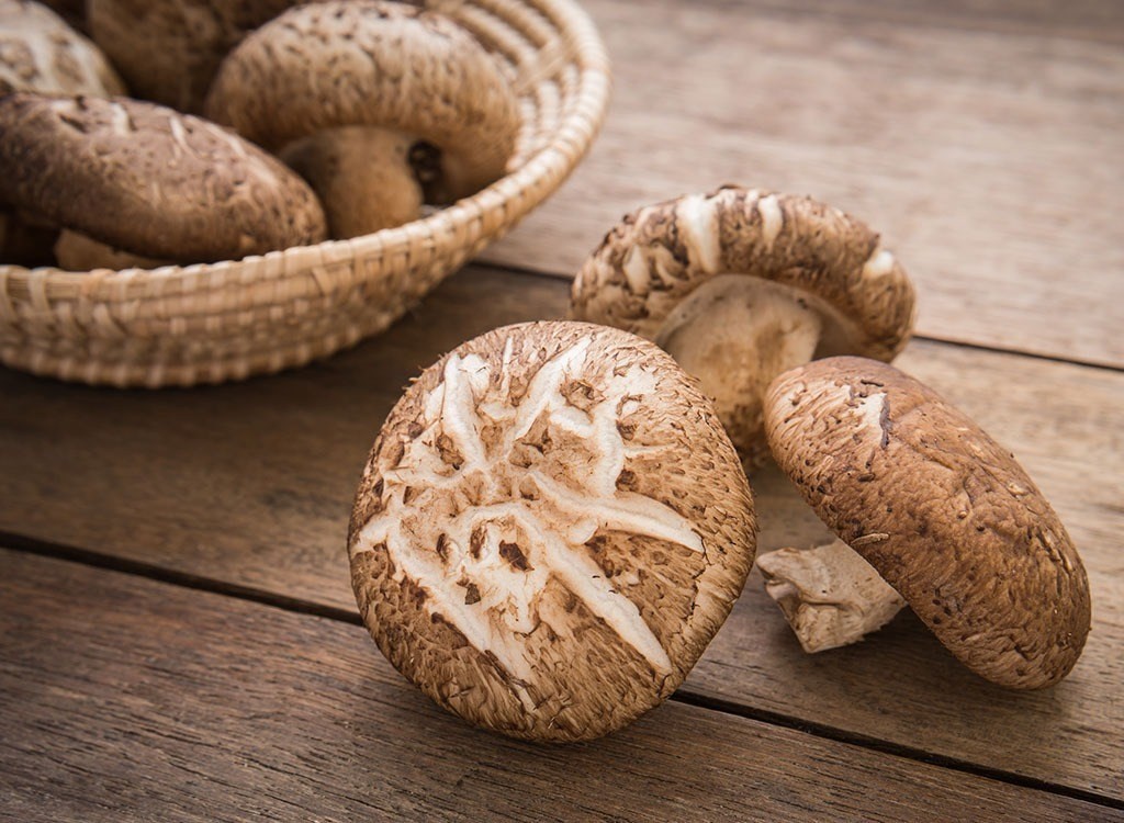 cogumelos shitake para o crescimento do cabelo