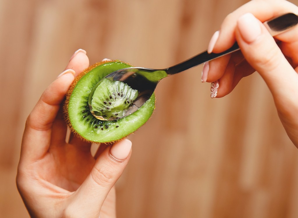 kiwi para o crescimento do cabelo