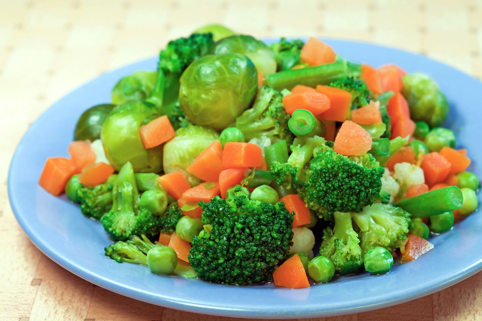 folhas verdes em saladas