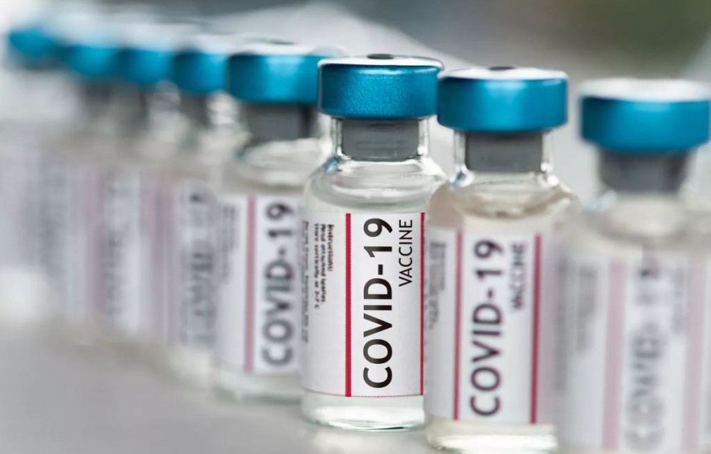 vacina do COVID-19 em bebes e crianças